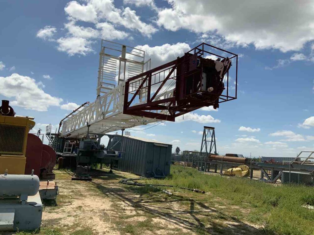 1981 Challenger 361 Drill Rig