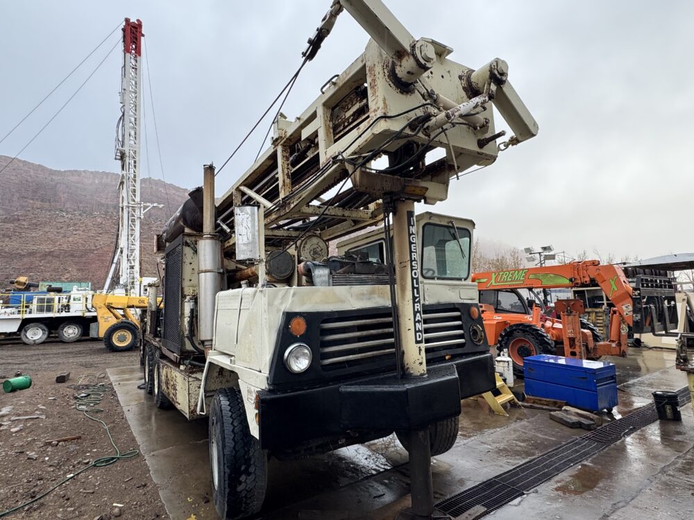 1982 Ingersoll-Rand T4W Drill Rig - Image 4