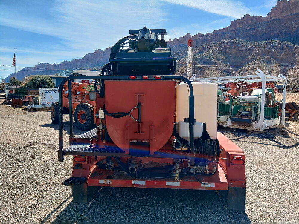 2015 Ditch Witch MR90 200 Gallon Mud Mixing System - Image 3