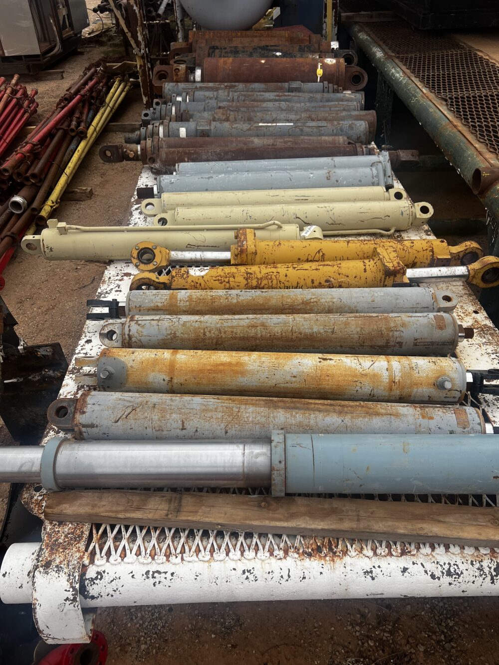 Hydraulic Cylinders - Image 5
