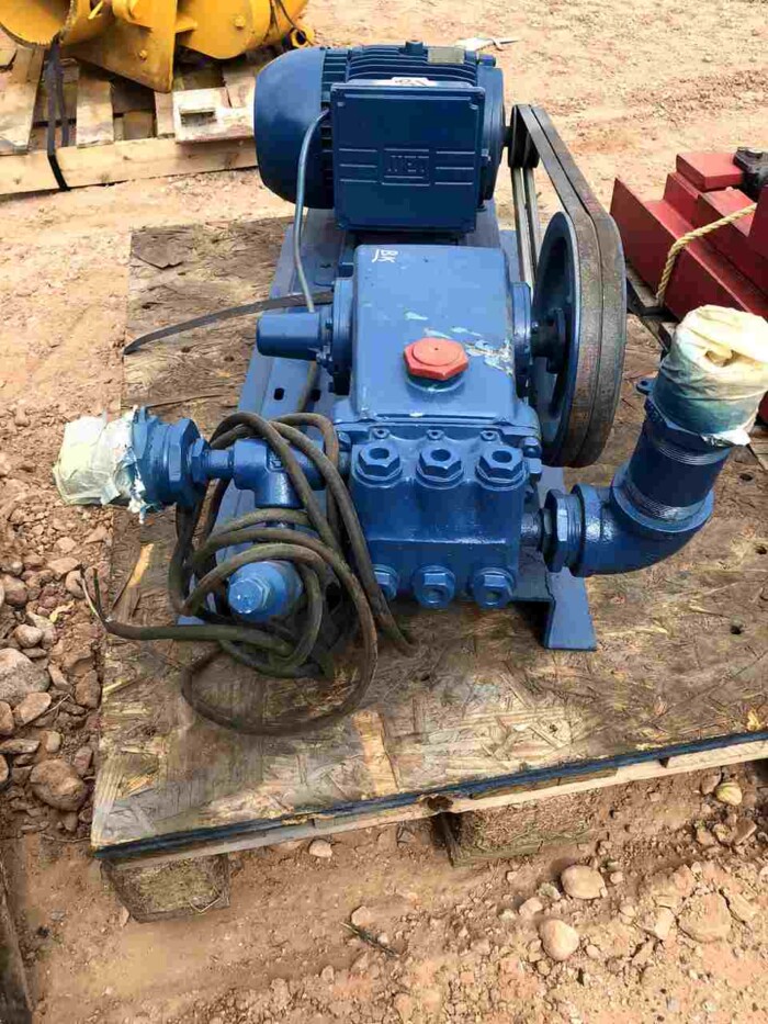 CAT Triplex High Pressure Washdown Pump - Beeman Equipment Sales