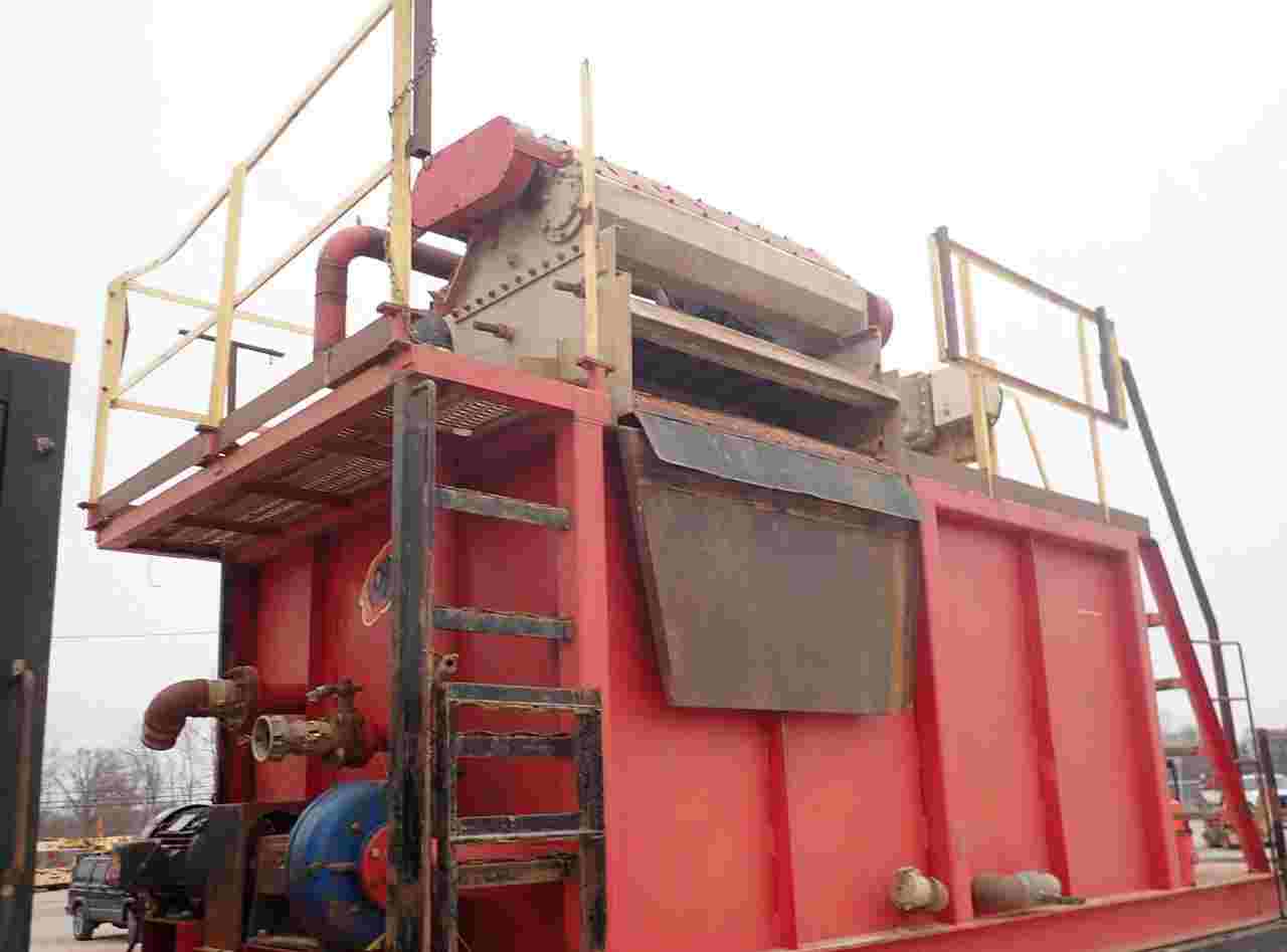 Custombuilt Double Life portable Mud Mixing System (2250 Gallon