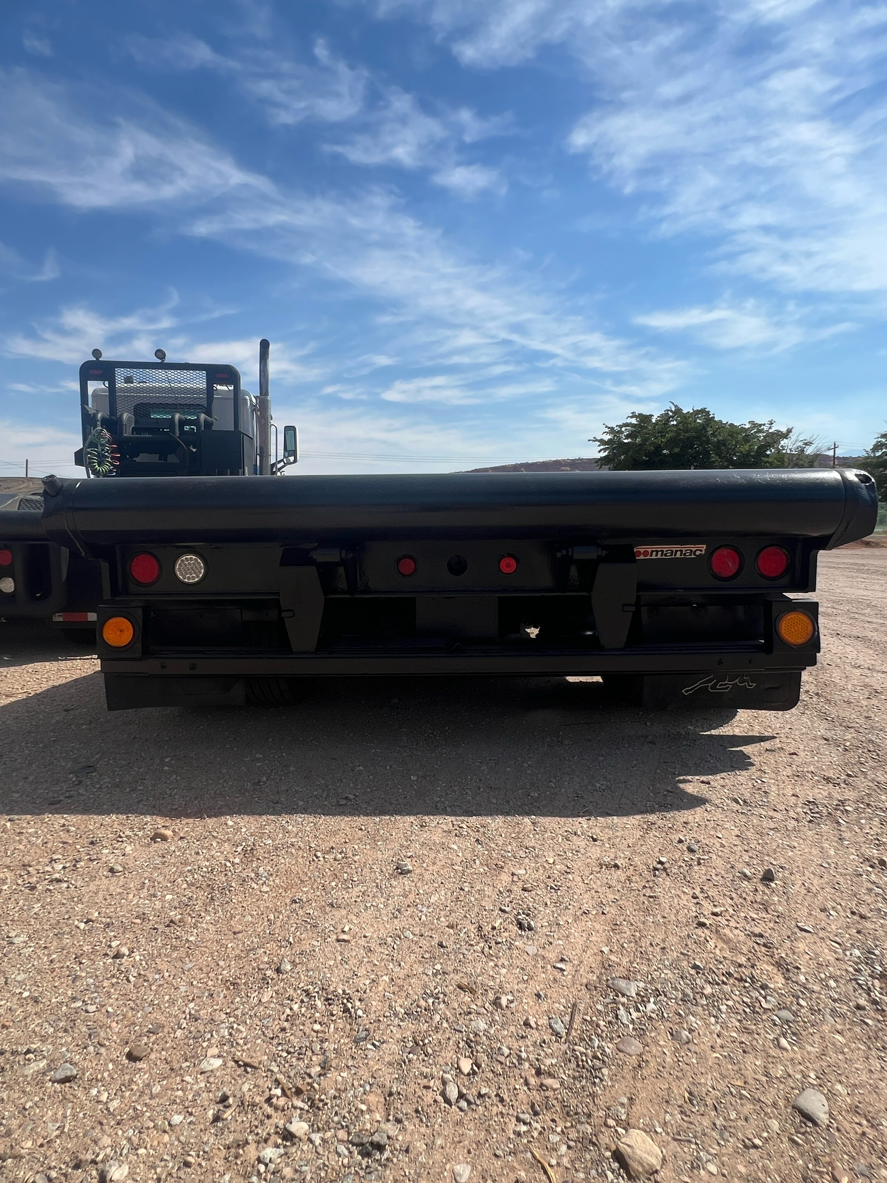 2007 MANAC Tri/A Extendable Step Deck Trailer - Image 14