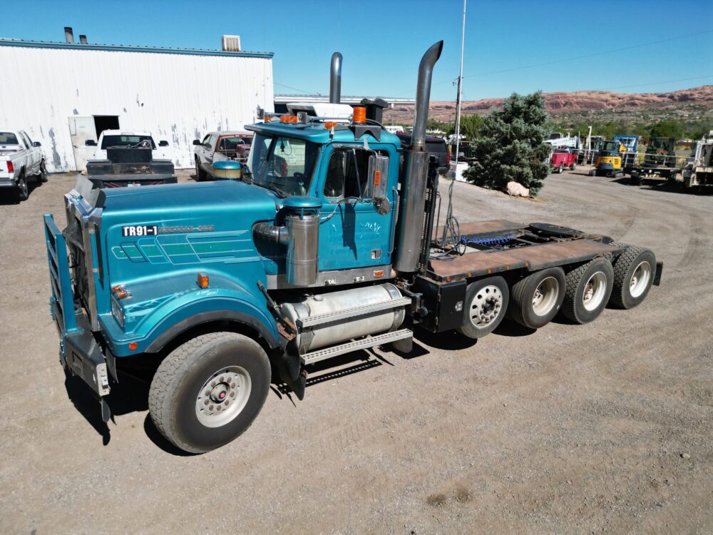 1991 WESTERN 6964F 10x4 Truck Tractor