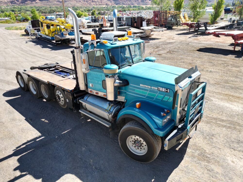 1991 WESTERN 6964F 10x4 Truck Tractor - Image 6