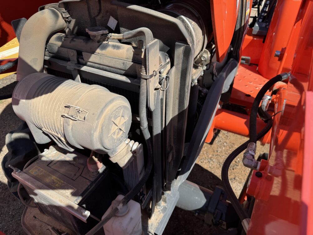 2020 Kubota L3301D 4WD Tractor - Image 20