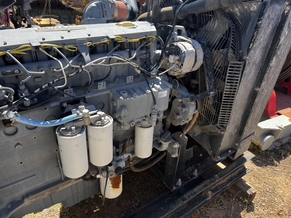 2013 DEUTZ 6 Cylinder TCD Engine - Image 3