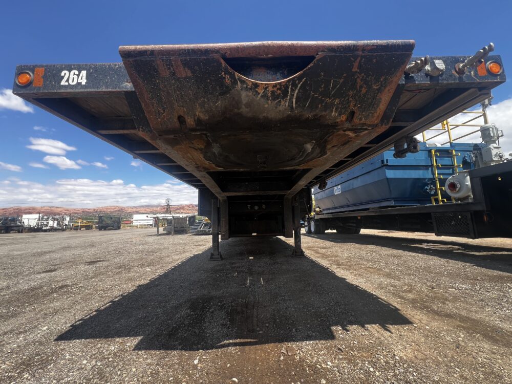 2011 Doonan Tri/A Extendable Step Deck Trailer - Image 9
