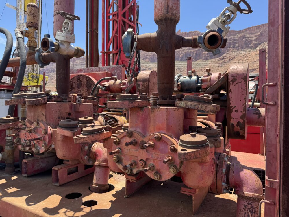 1998 TH-60 Drill Rig - Image 11