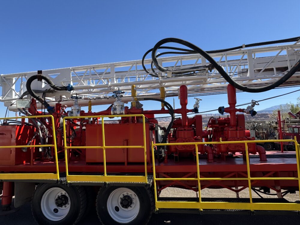 1998 TH-60 Drill Rig - Image 7