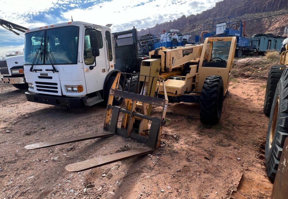 T6044 Pettibone Telehandler