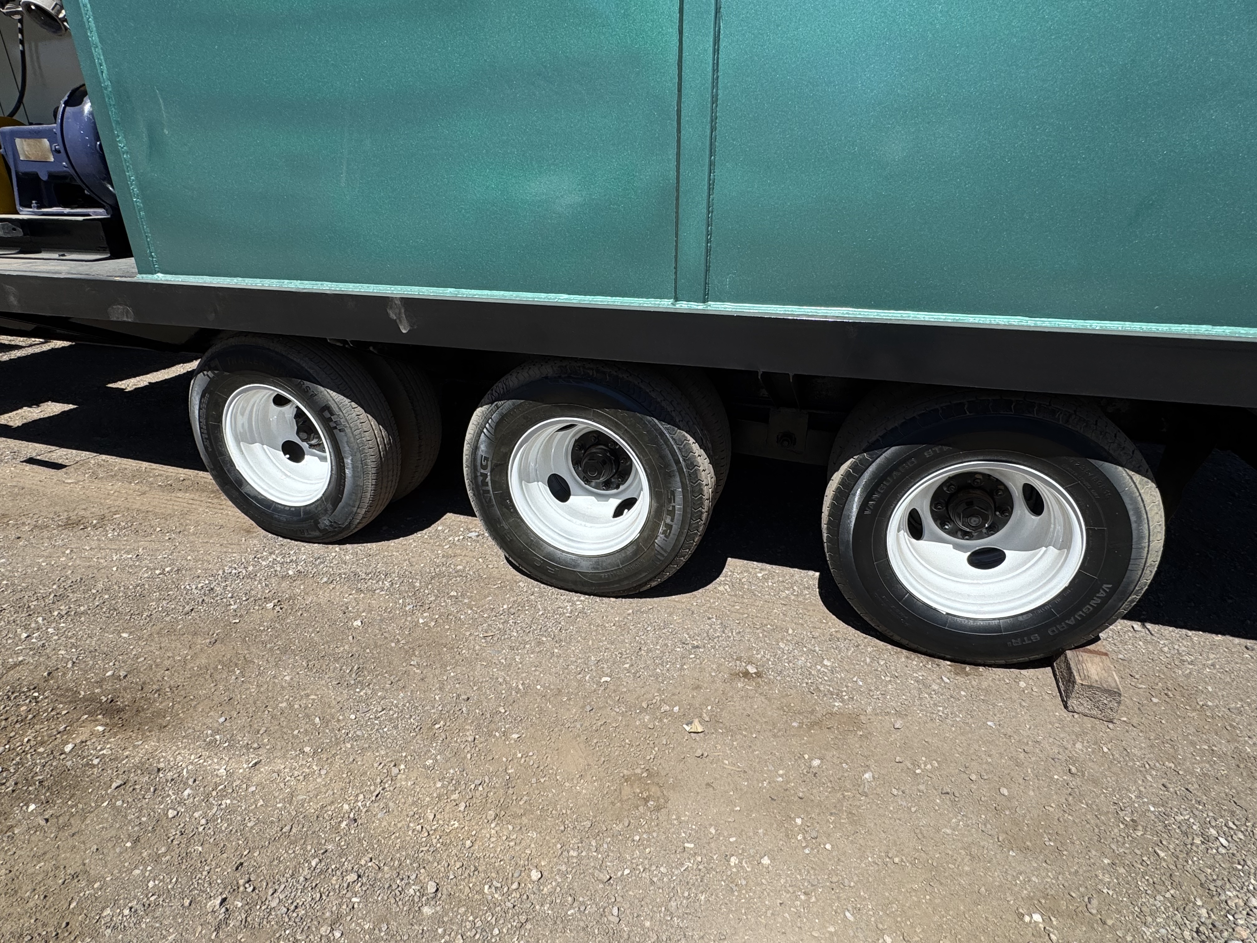 2013 Kem Tron Tango 5001 Mud Mixing System - Image 17